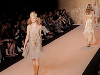 AnnaSui NY SS 2011 ShowR