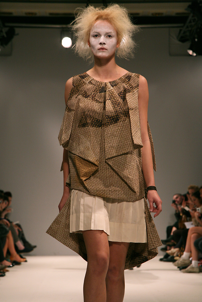 ROMEO PIRES - LONDON S/S 2011 FASHION SHOW | THE UNTITLED MAGAZINE