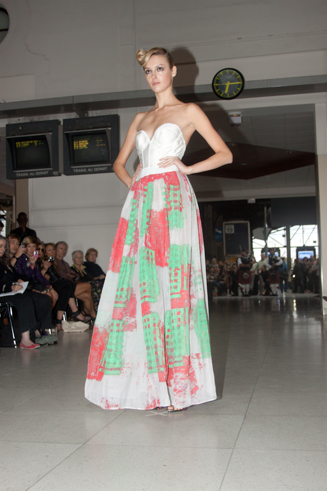 PFW-SS12_inpasse_de_la_defense___Jodie_Talbot_Photo-24