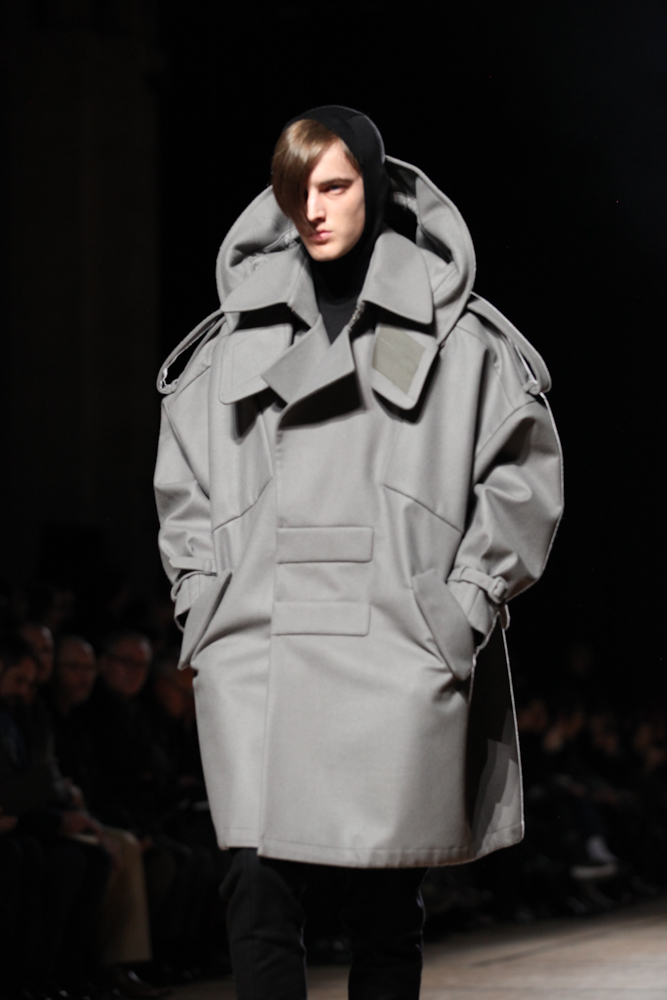 PFW-FW12-H-Junn_j_-_Jodie_Talbot-5