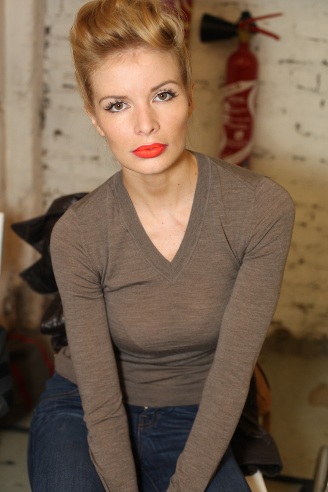 PFW-SS12-HC-on_aura_tout_vu-_Jodie_Talbot-2