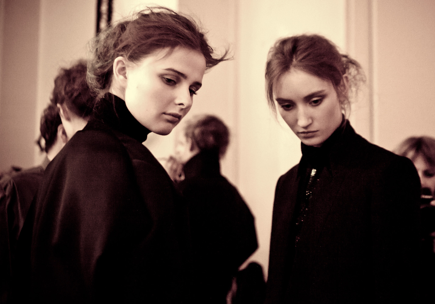 Louis Vuitton Spring Summer 2012 Backstage Video