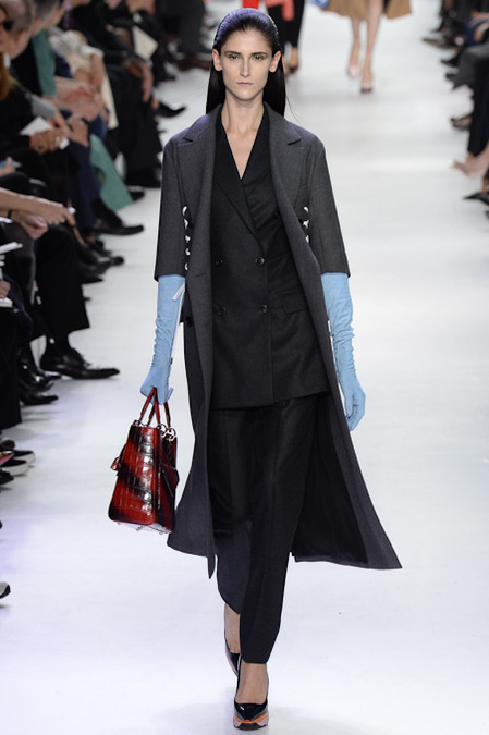 CHRISTIAN DIOR - PARIS - FALL/WINTER 2014 RUNWAY SHOW | THE UNTITLED ...