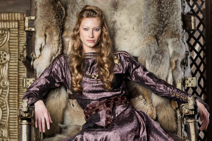 ALYSSA SUTHERLAND ON OVERCOMING OBSTACLES AND STARRING IN VIKINGS -  EXCLUSIVE INTERVIEW | THE UNTITLED MAGAZINE