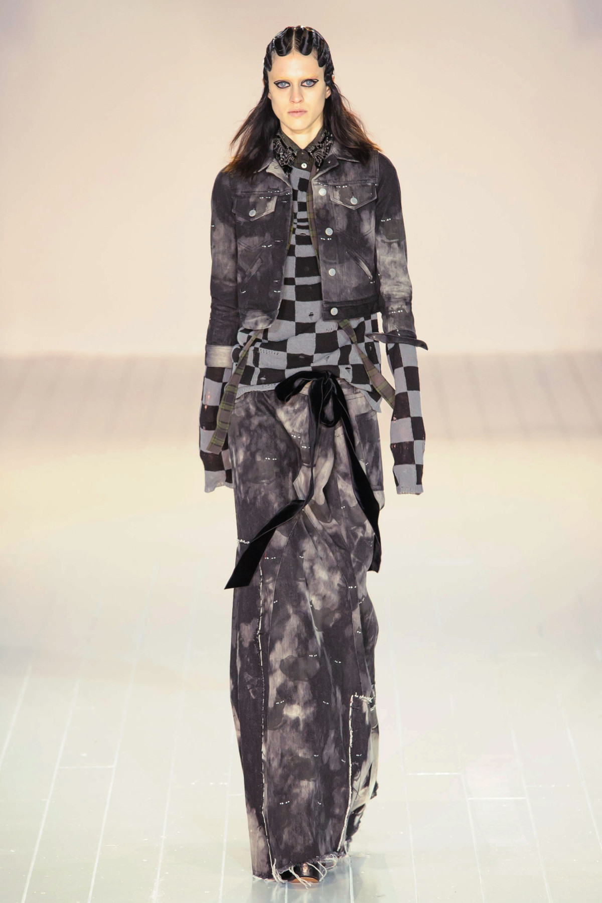 MARC JACOBS - NEW YORK - FALL/WINTER 2016 FASHION SHOW | THE UNTITLED ...