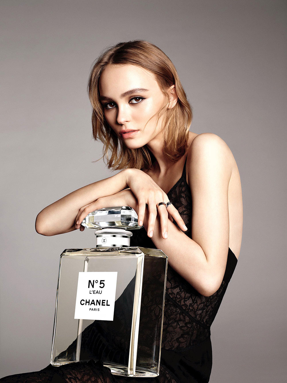 GET TO KNOW LILY-ROSE DEPP IN HER NEW CHANEL FRAGRANCE CAMPAIGN