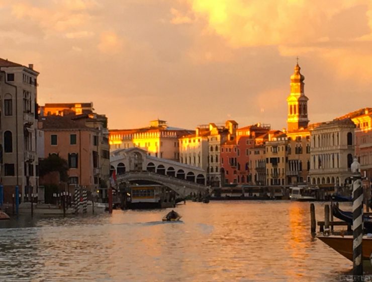 SUNSET AT RIALTO Photography by Daniela Federici for The Untitled Magazine