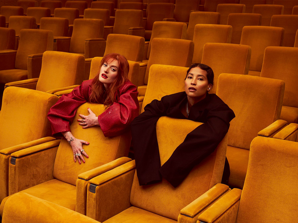 binding 945 dat is alles EXCLUSIVE INTERVIEW: ICONA POP STAY UPBEAT DURING LOCKDOWN WITH NEW SINGLE  “FEELS IN MY BODY” | THE UNTITLED MAGAZINE
