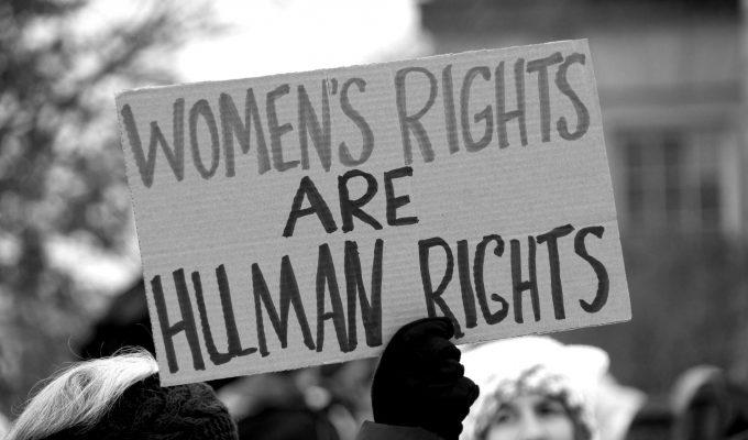 32325782351 a587ab1d89 k blackwhite