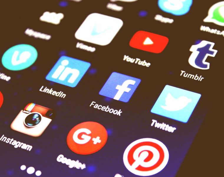 media 998990 1280 antique