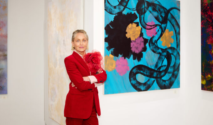 Photo 5 Sharon with her art 125A3986 1