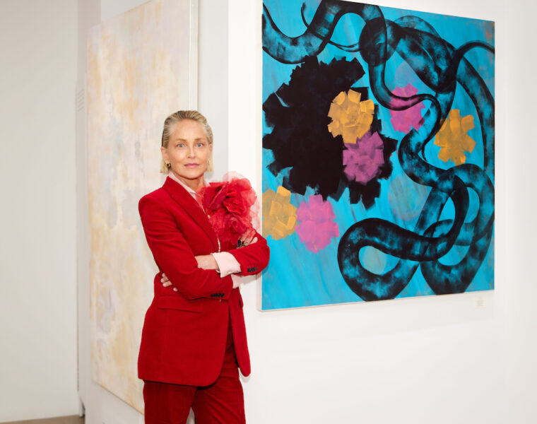 Photo 5 Sharon with her art 125A3986 1