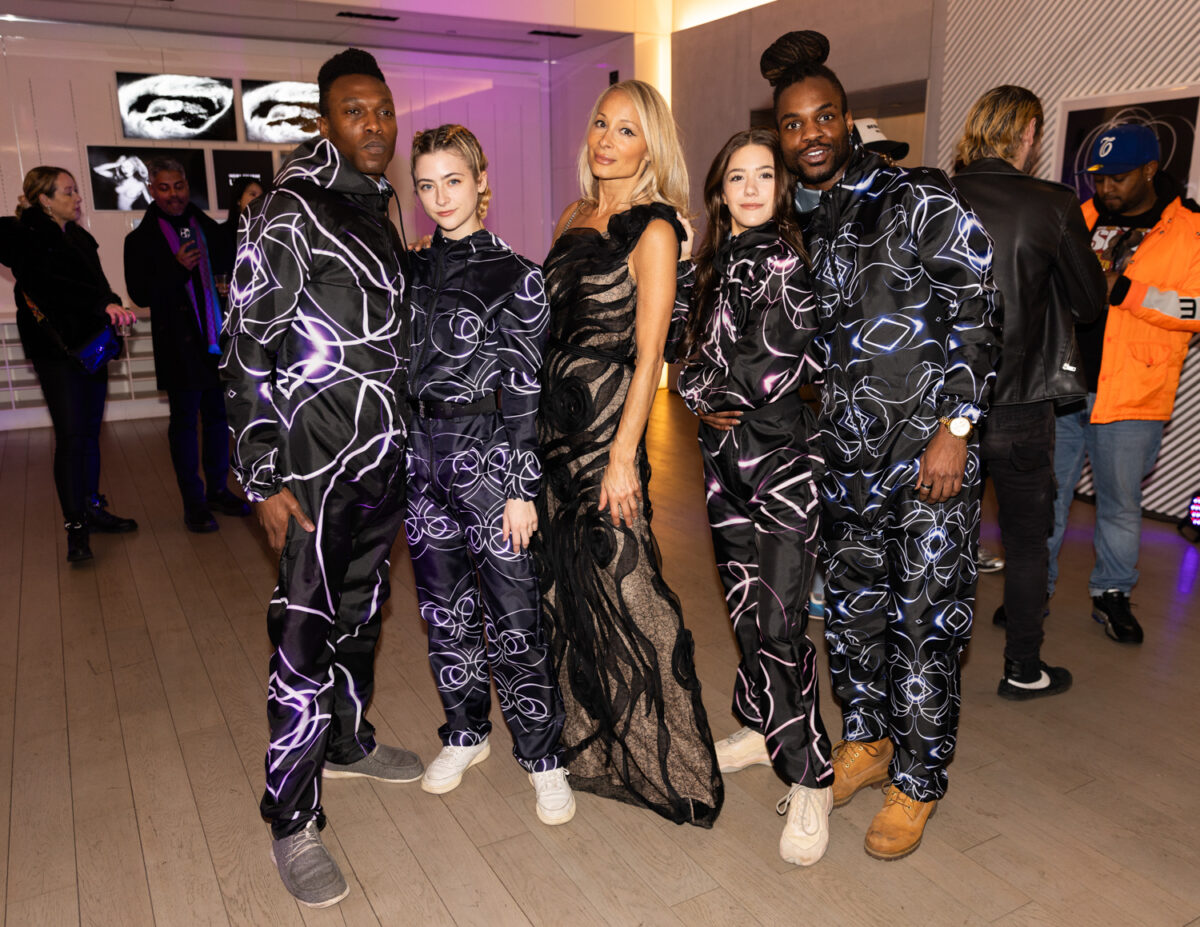 002 Indira Cesarine LUMIERE Exhibit MakersPlace x Canvas 3 0 BFA 43444 6106911