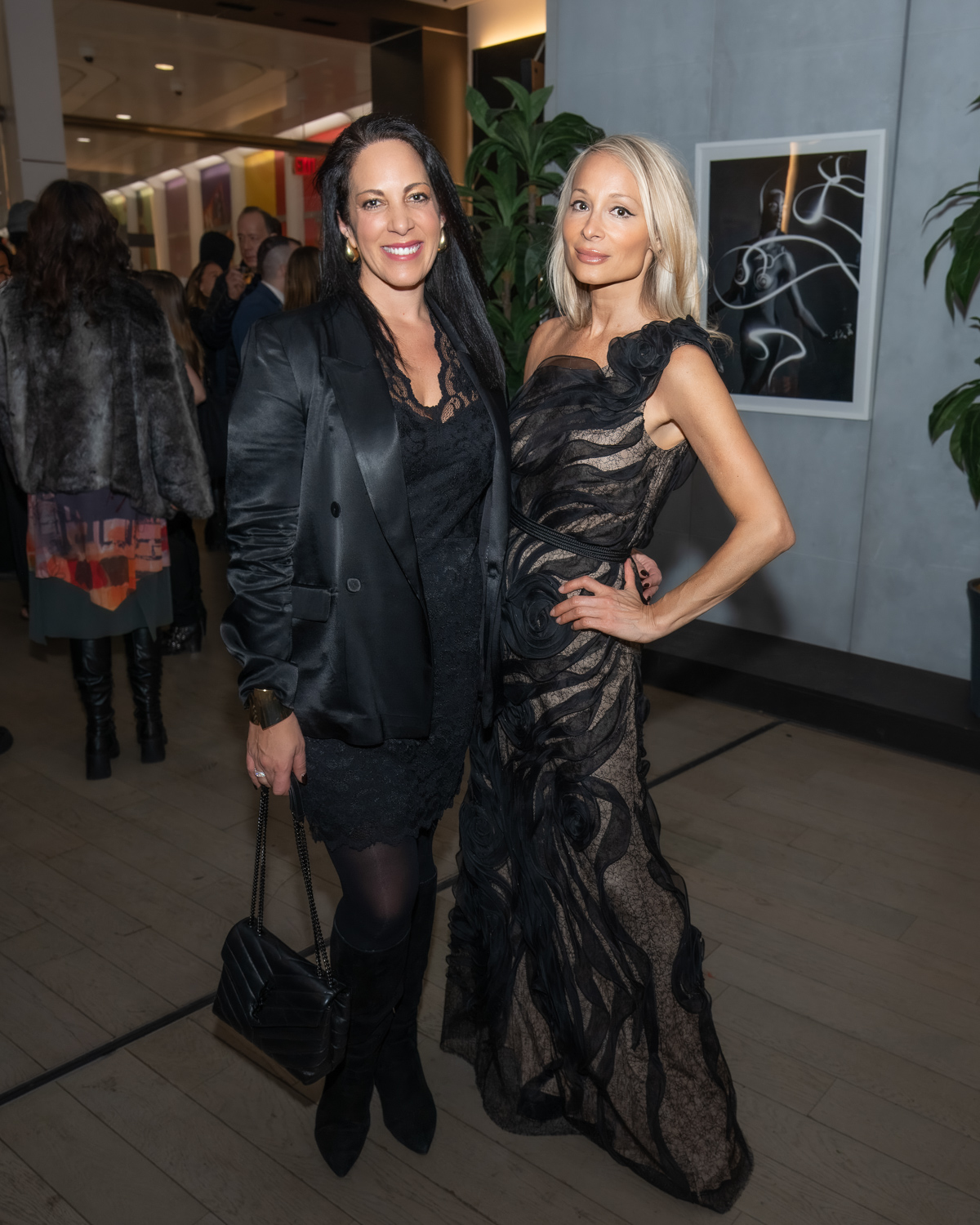 Indira Cesarine LUMIERE Exhibit MakersPlace x Canvas 30 PH David WarrenDSC05066