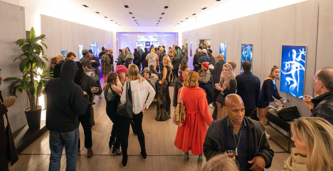 Indira Cesarine LUMIERE Exhibit MakersPlace x Canvas 30 PH David WarrenDSC05144 Enhanced NR 1