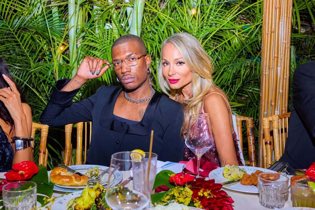 001 The Untitled Magazine x Dine W Dez Art Basel Miami JG 15x