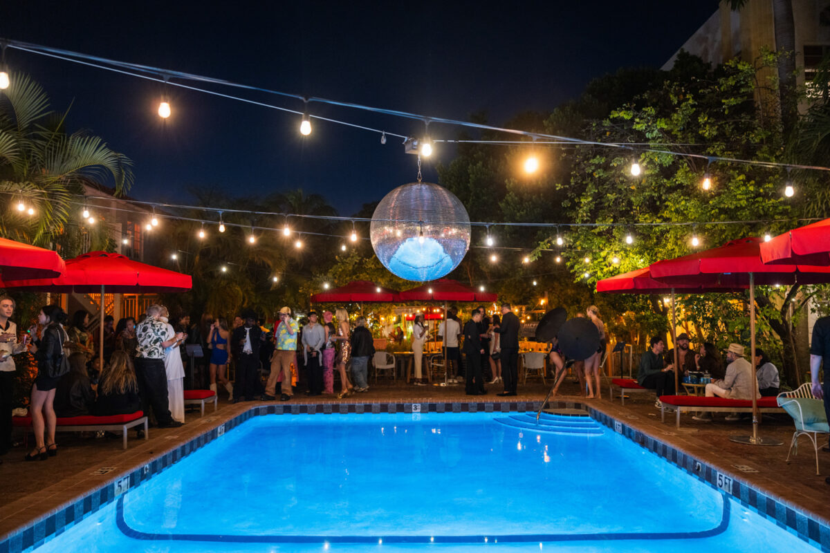 092 The Untitled Magazine x Dine W Dez Art Basel Miami WRE RALV0477