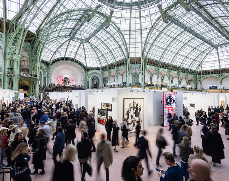 Print approx 21 x 14 cm ABP25 Public Interactions PR General I HiRes