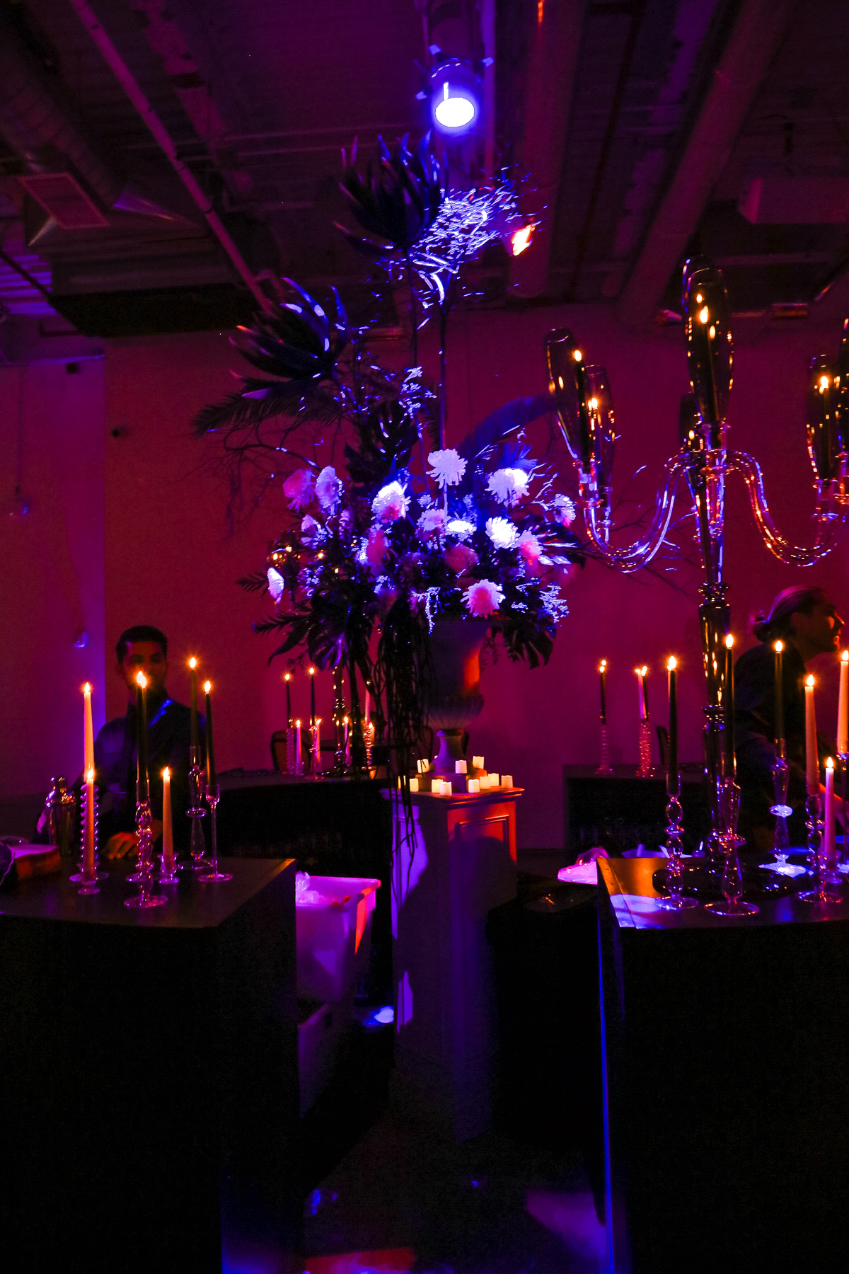 BFA 52071 7513875 AtmosphereMIDNIGHT AT THE MET