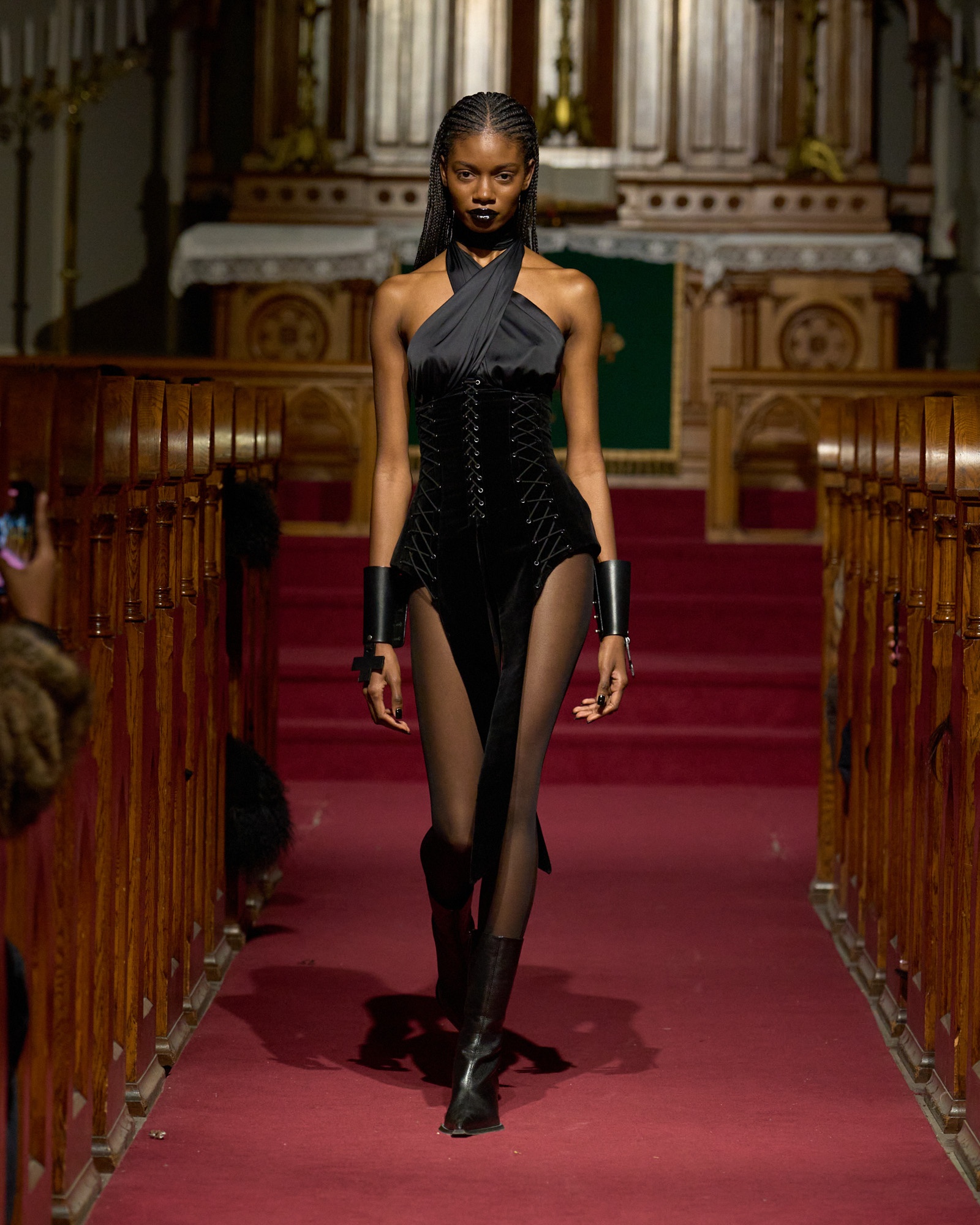 Boy London F26 1xLOOK 012