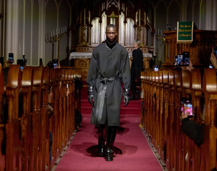 Boy London F26 1xLOOK 040 1