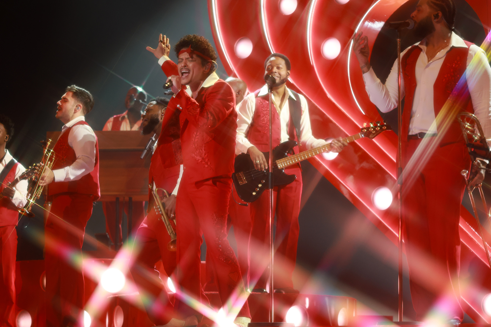 GRAMMYS 2026 KM2 6373 h25sBInU