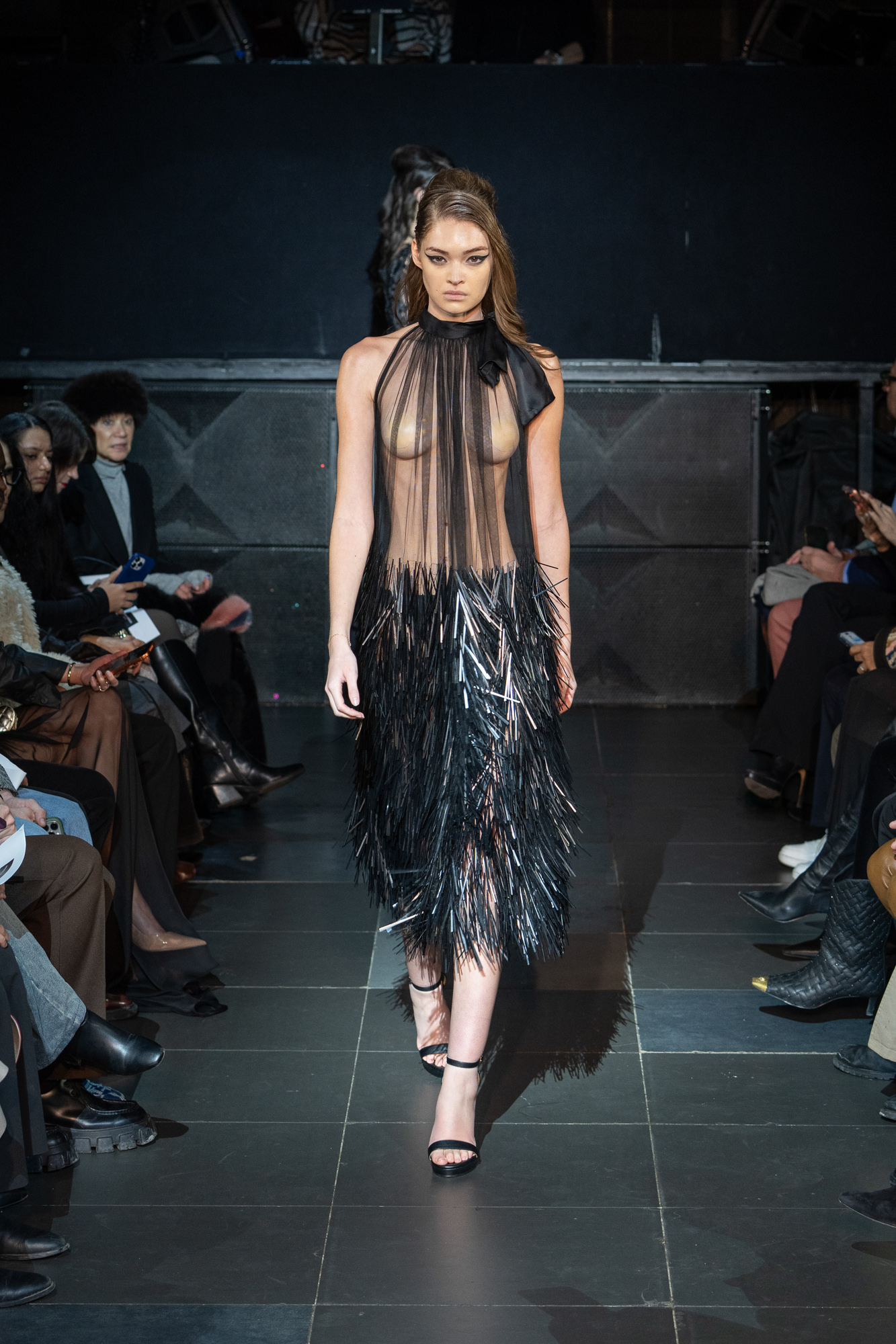 FREDERICK ANDERSON Look 32