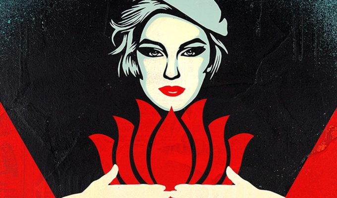 4 Noir Woman Hpm red Wood FT