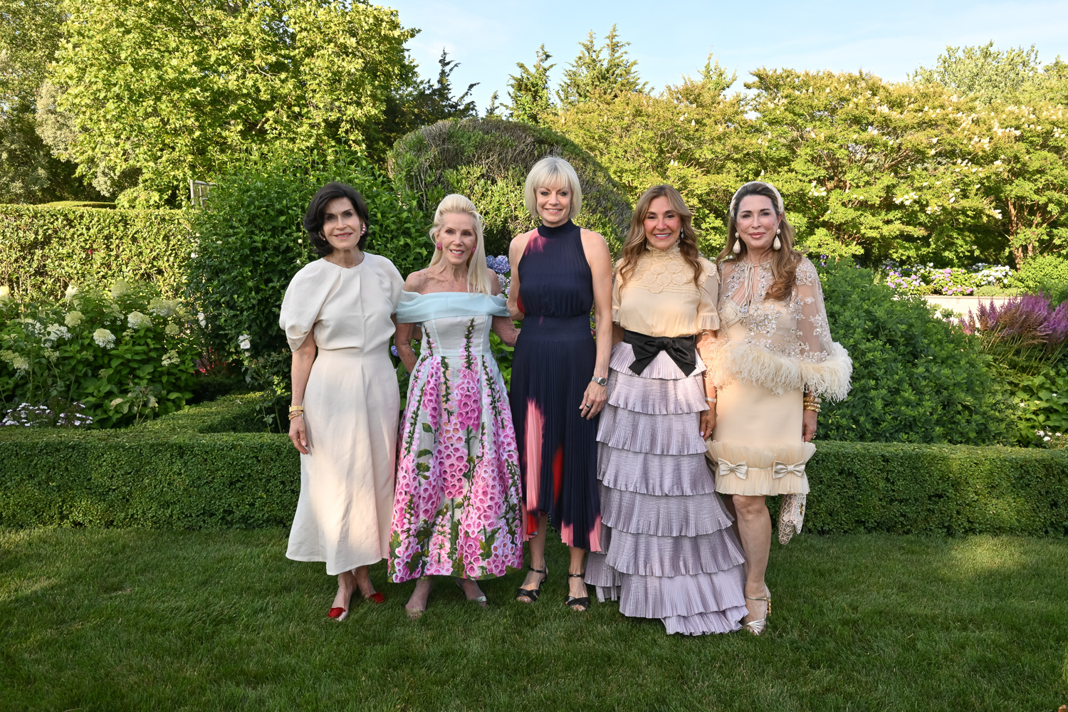 FRENCH HERITAGE SUMMER 2026 French Heritage Society Summer Soiree 7.17.26 photo by Andrew Werner NZ8 8782 Rosann Gutman Cece Black Jennifer Herlein Maria Fishel Ann Van Ness