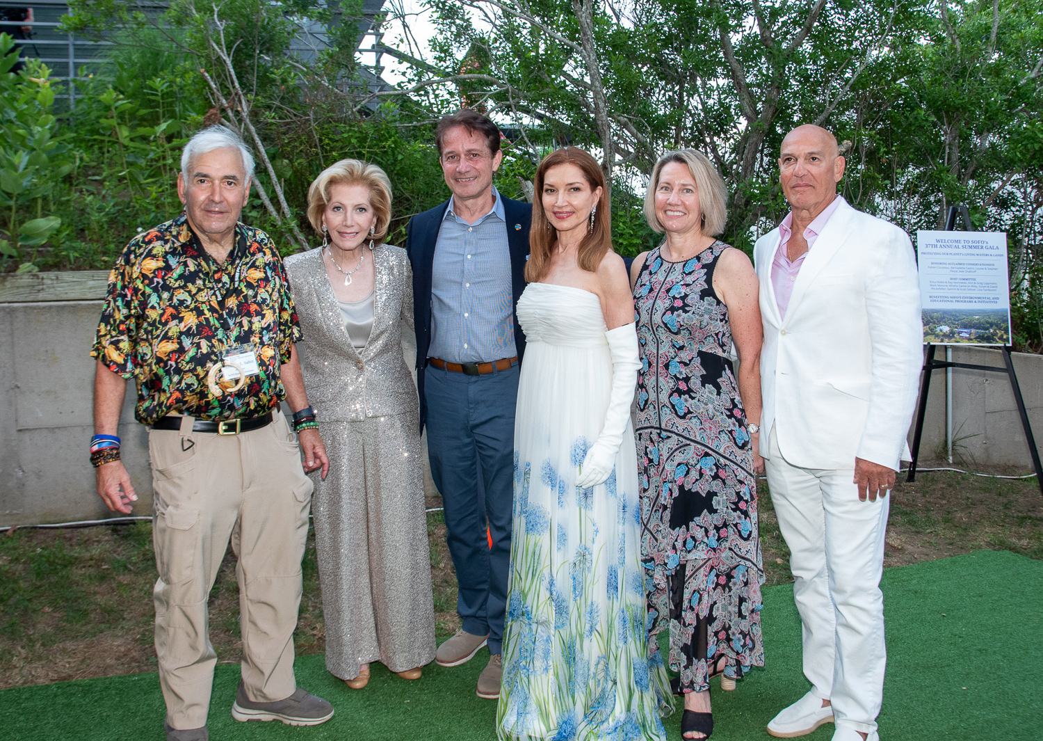 SOFO 2026 Board President Andy Sabin with honorees Bernadette Castro Fabien Cousteau Jean Shafiroff Louise and Stephen Pesce pc Lisa Tamburini